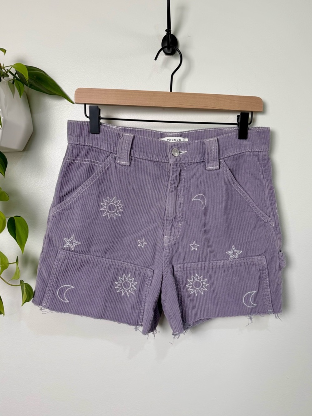 Pacsun Stars Corduroy Cutoff Workwear Shorts Sun Moon Purple Size 28 Celestial - Picture 2 of 6